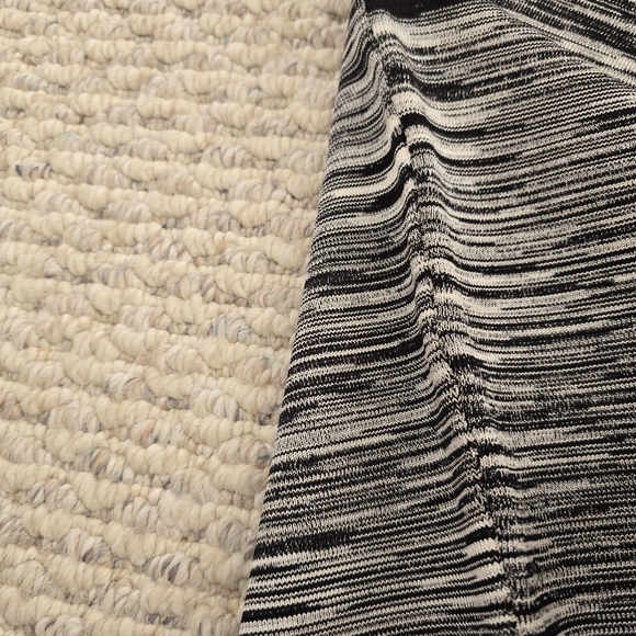 Bebe Space Dye Knit Pencil Skirt Small - Picture 6 of 8